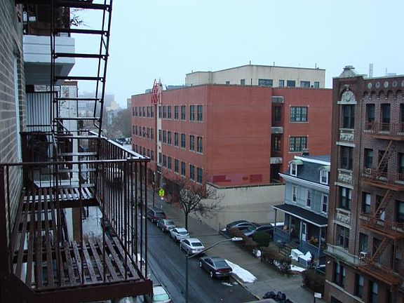 4th image of 30-44 29th St #6J