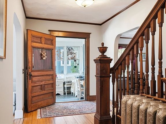 4th image of 14 Brookside Park