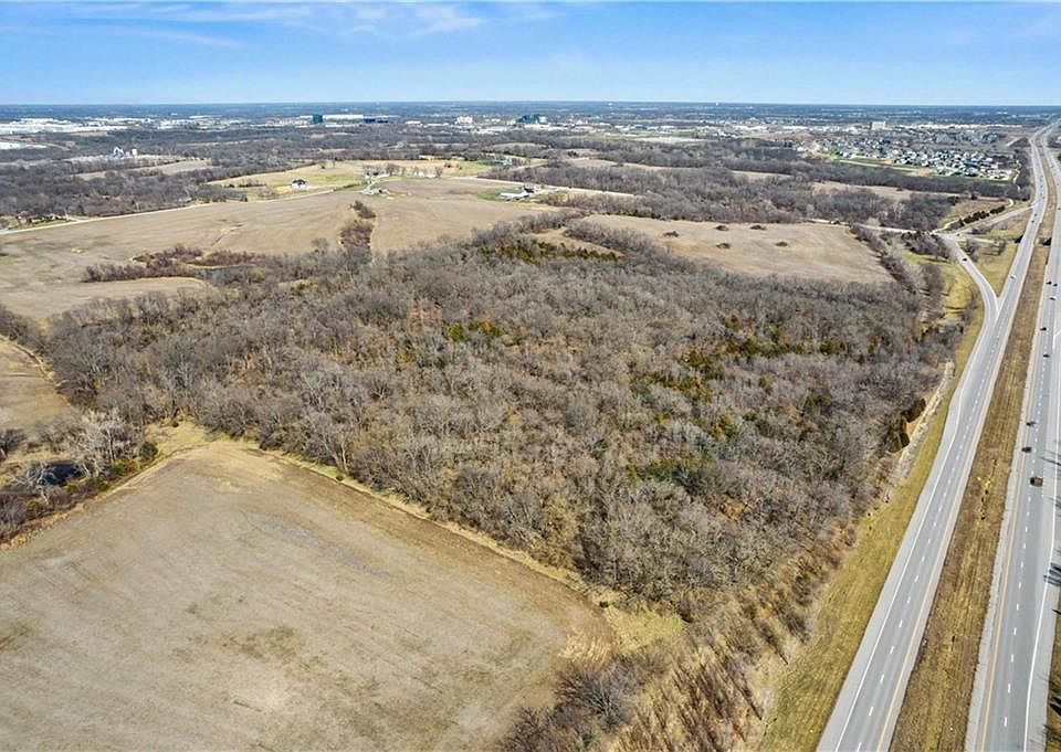 1st image of Outer Road West & N