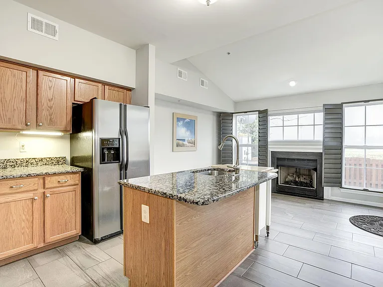 44218 Shady Glen Ter — Photo 4