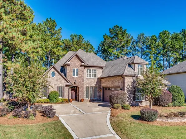 9512 Crescent Lodge Dr, Pike Road, AL 36064