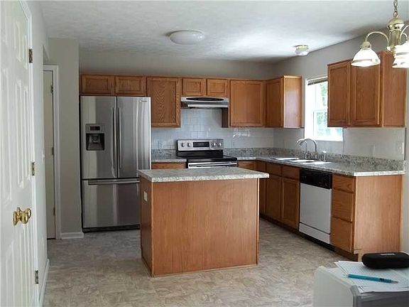 5th image of 10715 Young Lake Dr