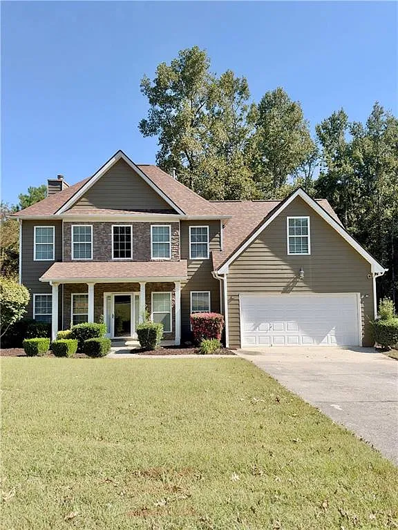 4 bed, 3.0 bath, 2410 sqft, $2,400 — Photo 1