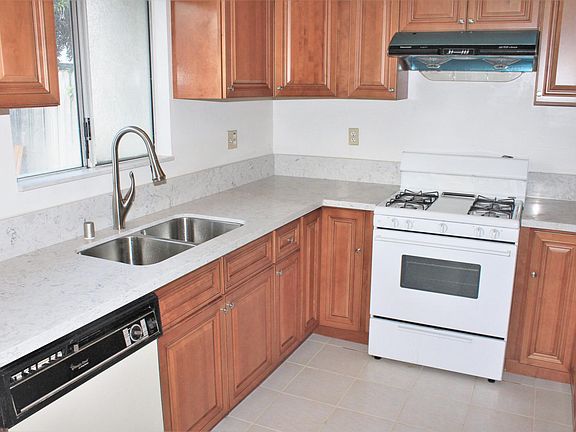 5th image of 9005 Pentland St APT A