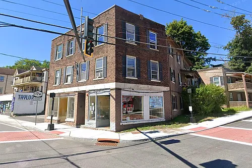 364 North St Photo 1
