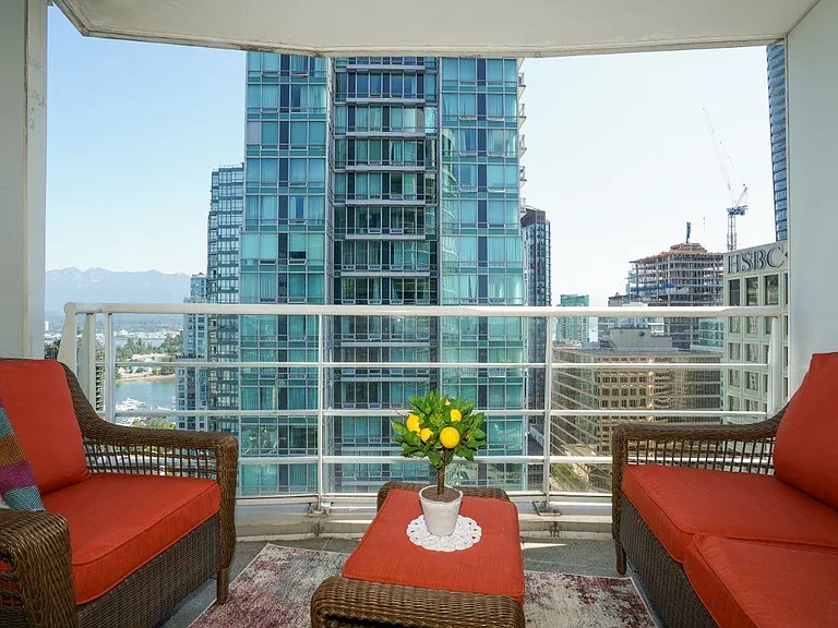 1200 Alberni St #2303 — Photo 2