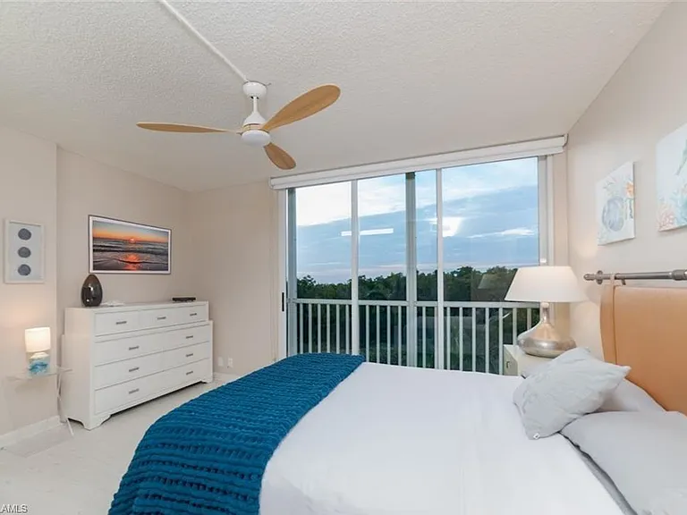 5 Bluebill Ave #305/405 — Photo 15