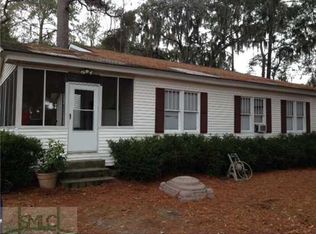 2425 E Derenne Ave, Savannah, GA 31406