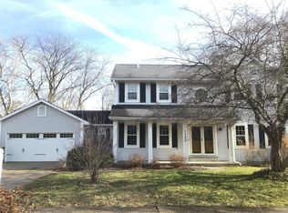 1129 Creekside Ct, O'Fallon, IL 62269