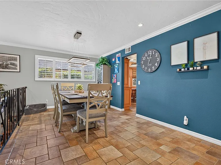 2711 Sweetbriar Dr — Photo 8