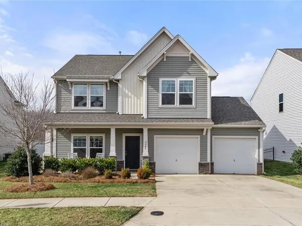 2448 Dog Leg Dr, Winston Salem, NC 27103