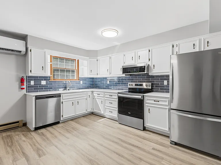 630 Galen Dr — Photo 15
