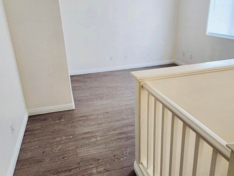 2nd image of 9849 Fountain Walk Ave