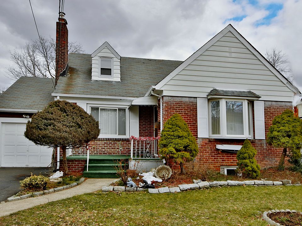 1st image of 5-11 17th St #1X