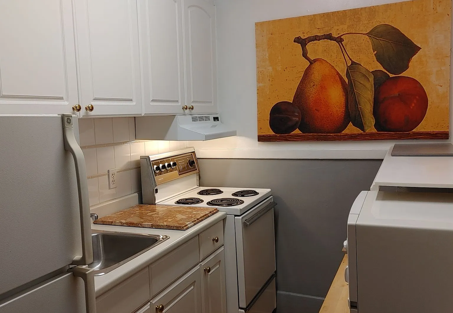 1 bed, 700 sqft, $1,600 — Photo 3
