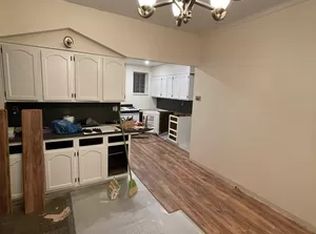 40-16 25th Ave #1A, Astoria, NY 11103