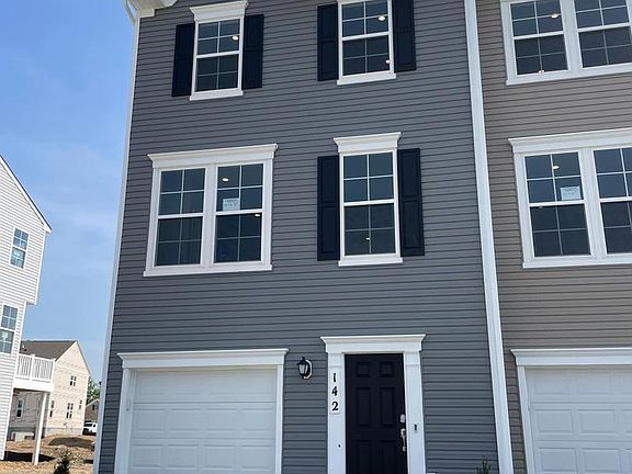 2nd image of 142 Tye Ct