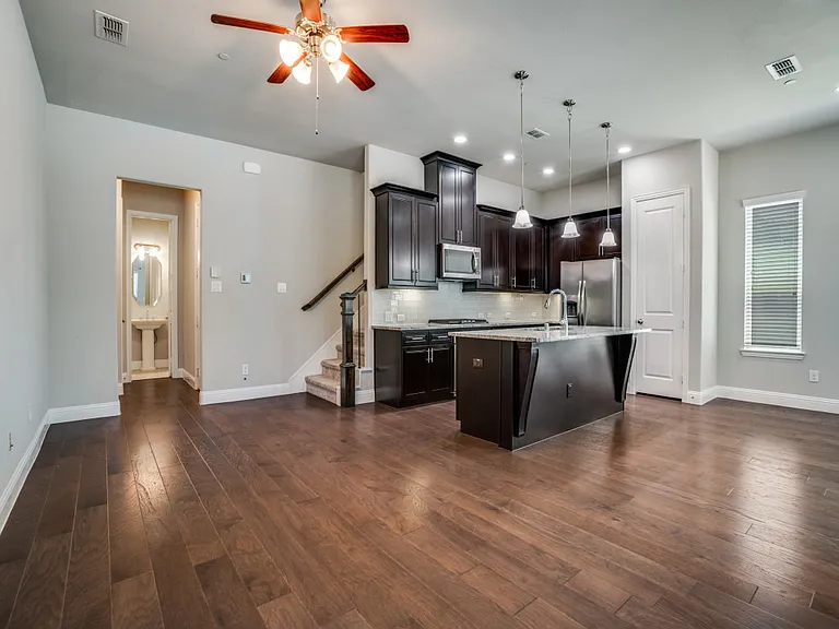 6120 Rilla St — Photo 4