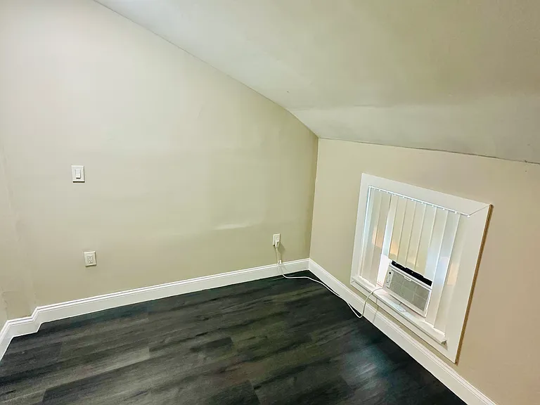 3763 NW 4th Ave #5 — Photo 8
