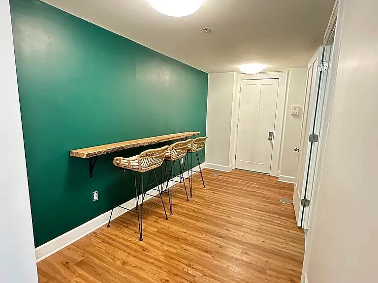 615 W Hancock St — Photo 16
