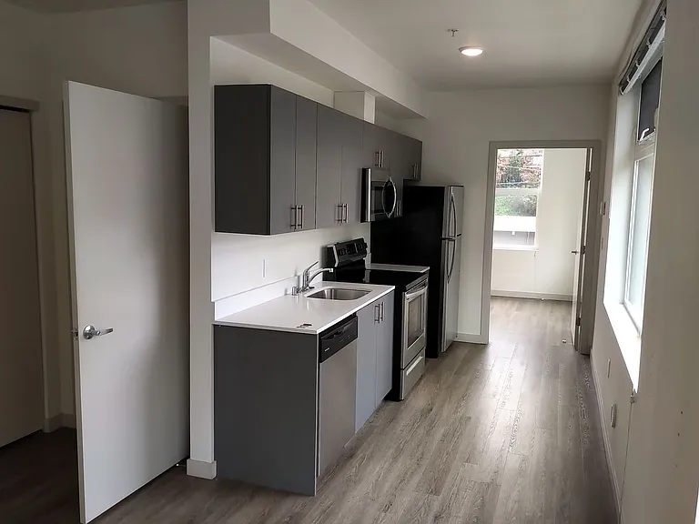 4801 Fauntleroy Apartments — Photo 51