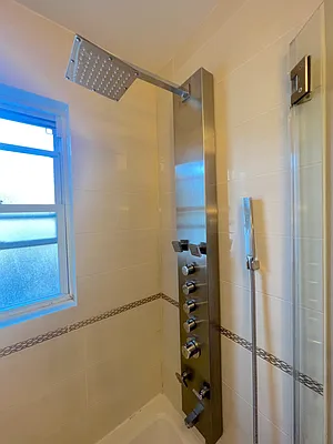 Rented by REALTY QUEST NEW YORK INC | media 41