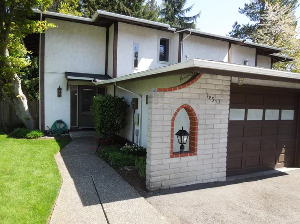 19513 82nd Pl W, Edmonds, WA 98026