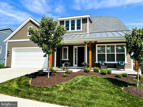 143 Nuthatch Dr, Lake Frederick, VA 22630