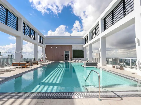 151 SE 1st St, Miami, FL