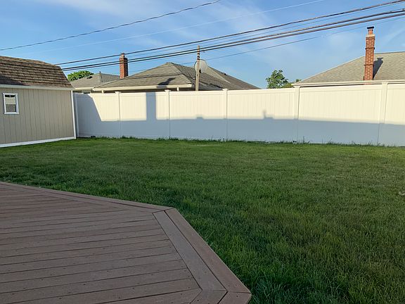 3rd image of 1066 McLean Ave