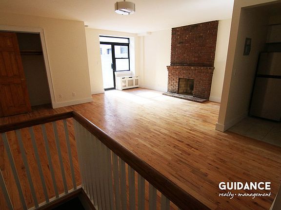2nd image of 31 W 75th St APT B