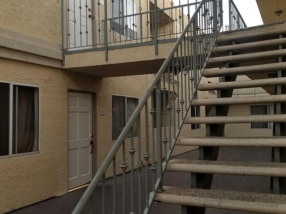 2nd image of 7045 Woodley Ave Unit 214