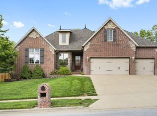 5895 S Teters Ct, Springfield, MO 65804
