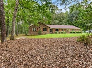 165 Adams Ct, Fayetteville, GA 30214
