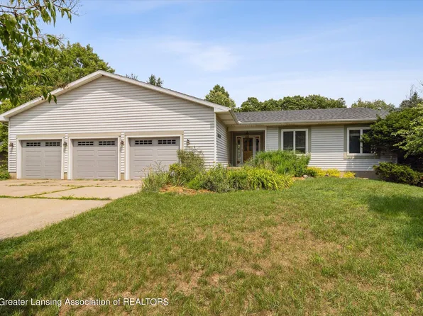 16831 Cynthia Ln, Haslett, MI 48840