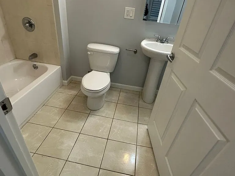 115 42nd St. c/o 4115 Park Avenue LLC — Photo 10
