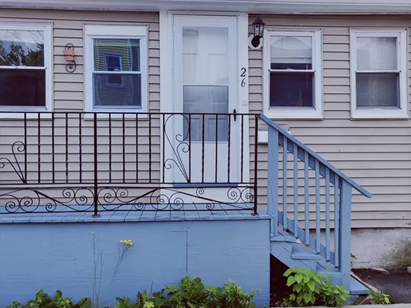 26 Calumet St, Revere, MA 02151