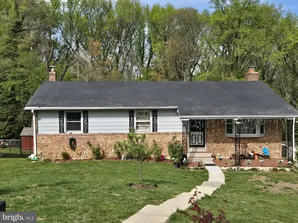 3904 Crystal Ln, Temple Hills, MD 20748
