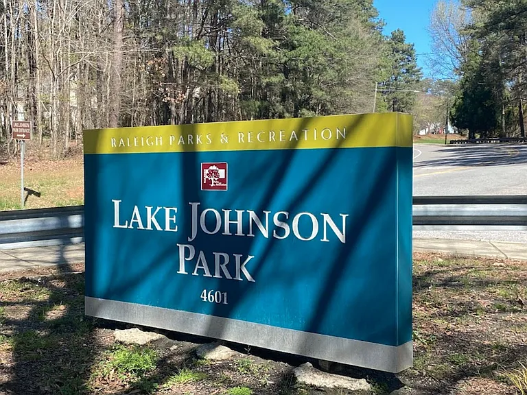 5 mins. away Lake Johnson Park