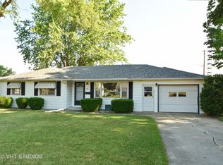 369 Saint Aubin Cir, Manteno, IL 60950