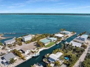 31226 Hollerich Dr, Big Pine Key, FL 33043