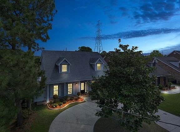 3rd image of 5137 David Dr