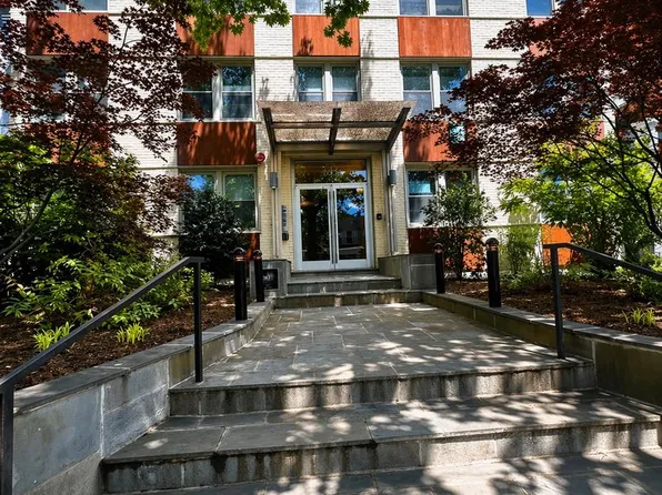 617 Jefferson St NW APT 102, Washington, DC 20011