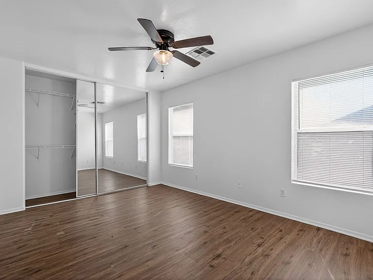 Bedroom4