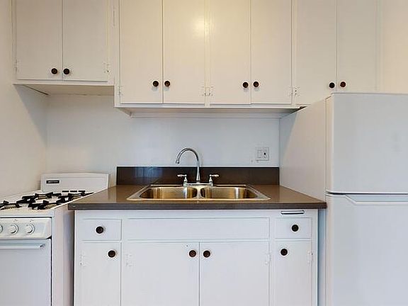 5th image of 1311 Venice Blvd #15