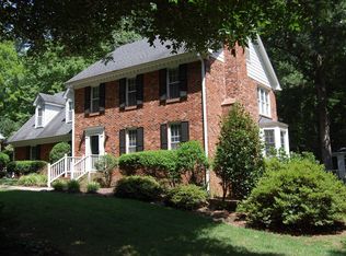 2009 Weybridge Dr, Raleigh, NC 27615