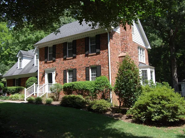 2009 Weybridge Dr, Raleigh, NC 27615