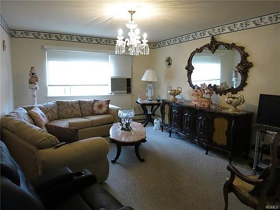 Second Floor Bright and Large Living Room