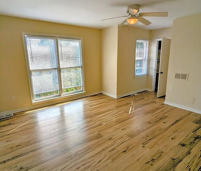 1514 Lakeview Ave — Photo 4