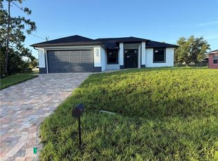 3905 33rd St SW, Lehigh Acres, FL 33976